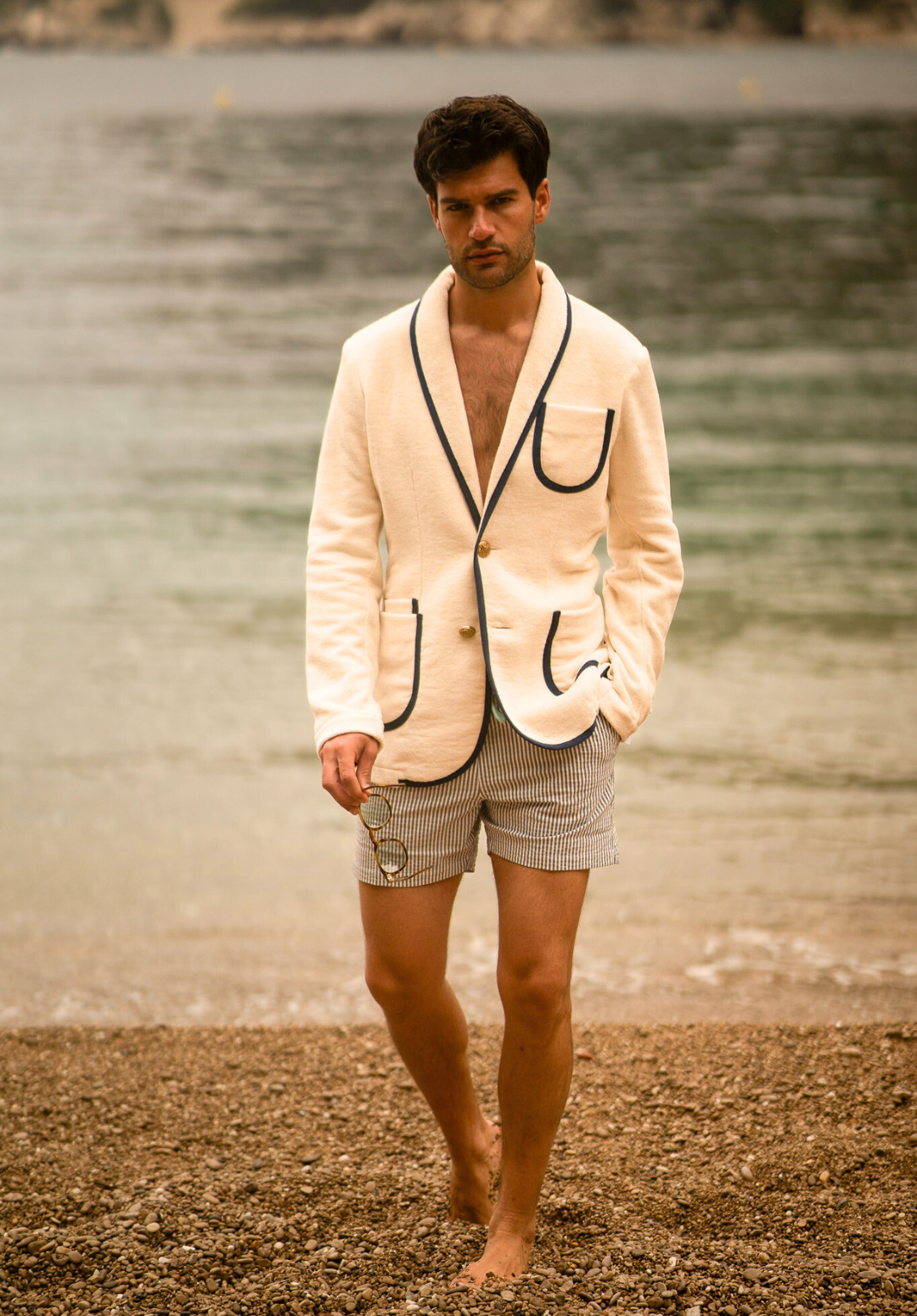 The Anjuna - Off White/Navy