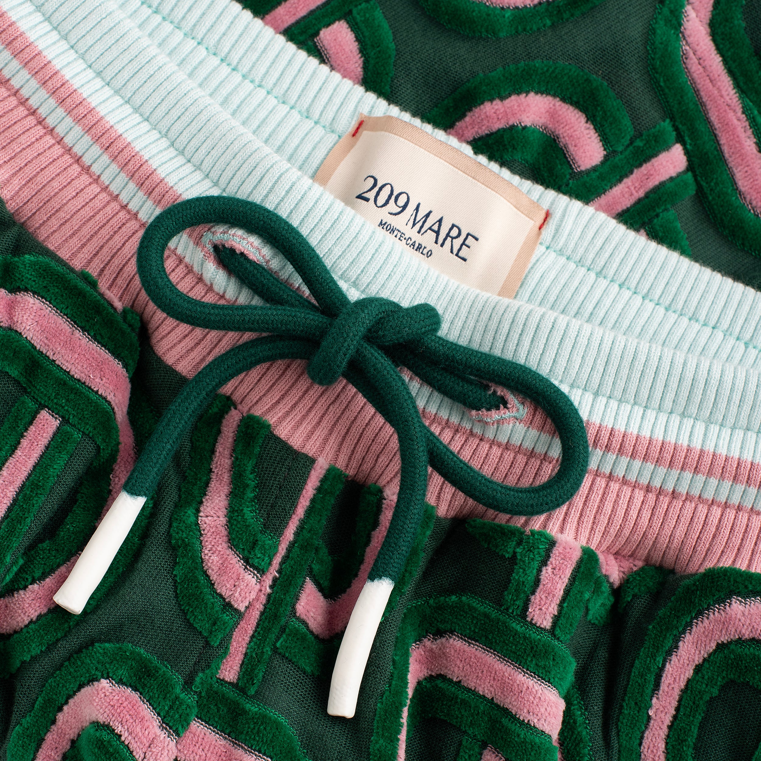 The Sportique - Pattern Green