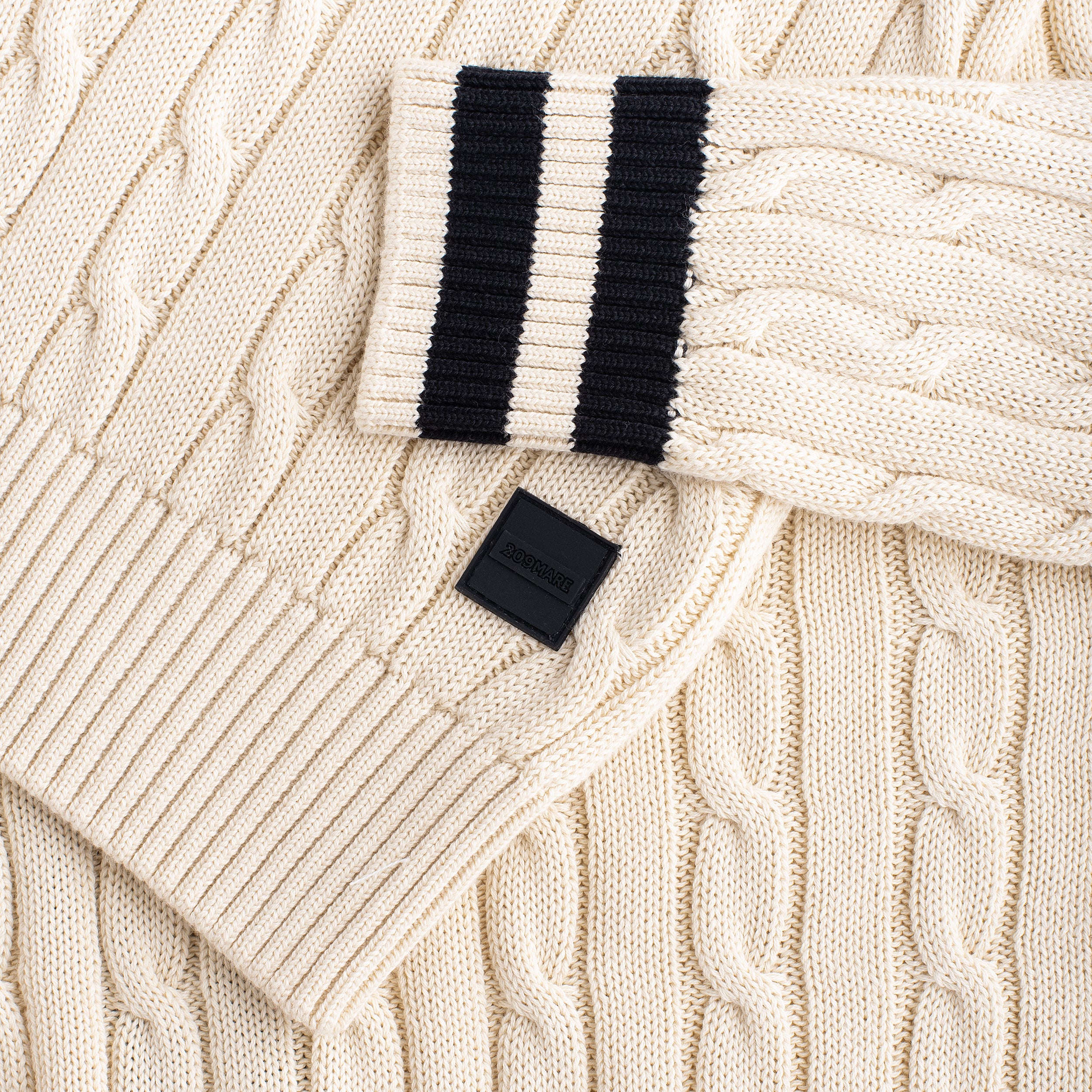 MAN CABLE KNIT SWEATER - OFFWHITE / BLACK