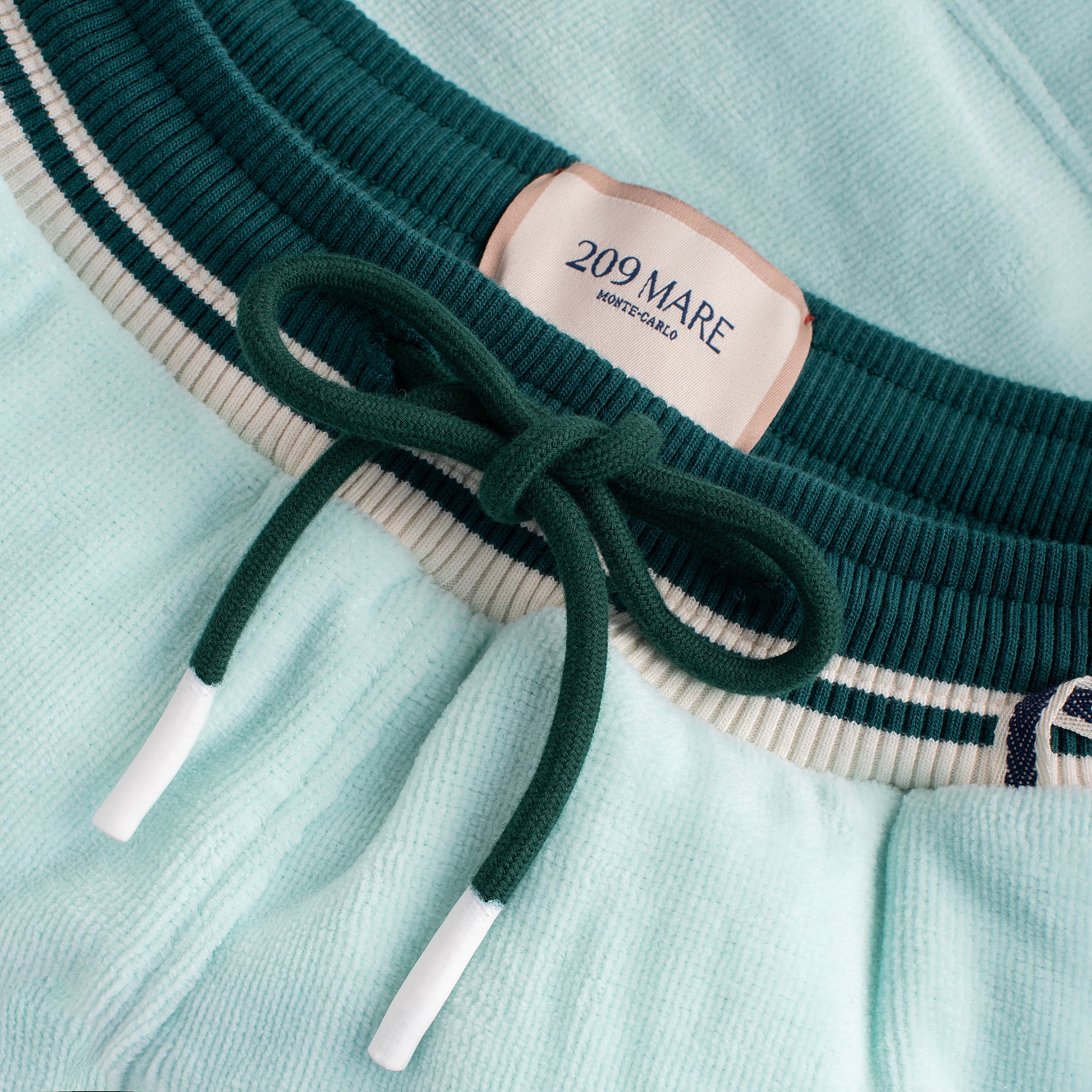 The Sportique - Mint Tint / White